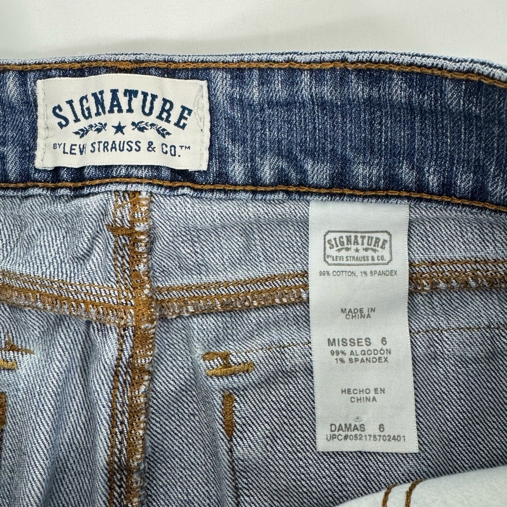 Levis Signature‎ Size 6 Jean Skirt Cotton Spandex Blend Pockets Denim - Picture 7 of 8